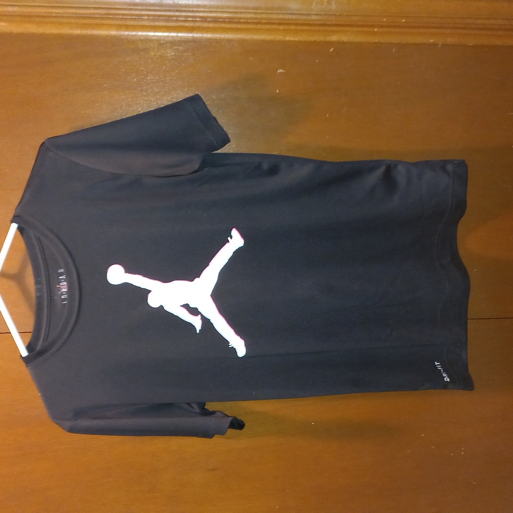 JORDAN Dri-Fit T-Shirt, Boys Size XL (13-15YRS)